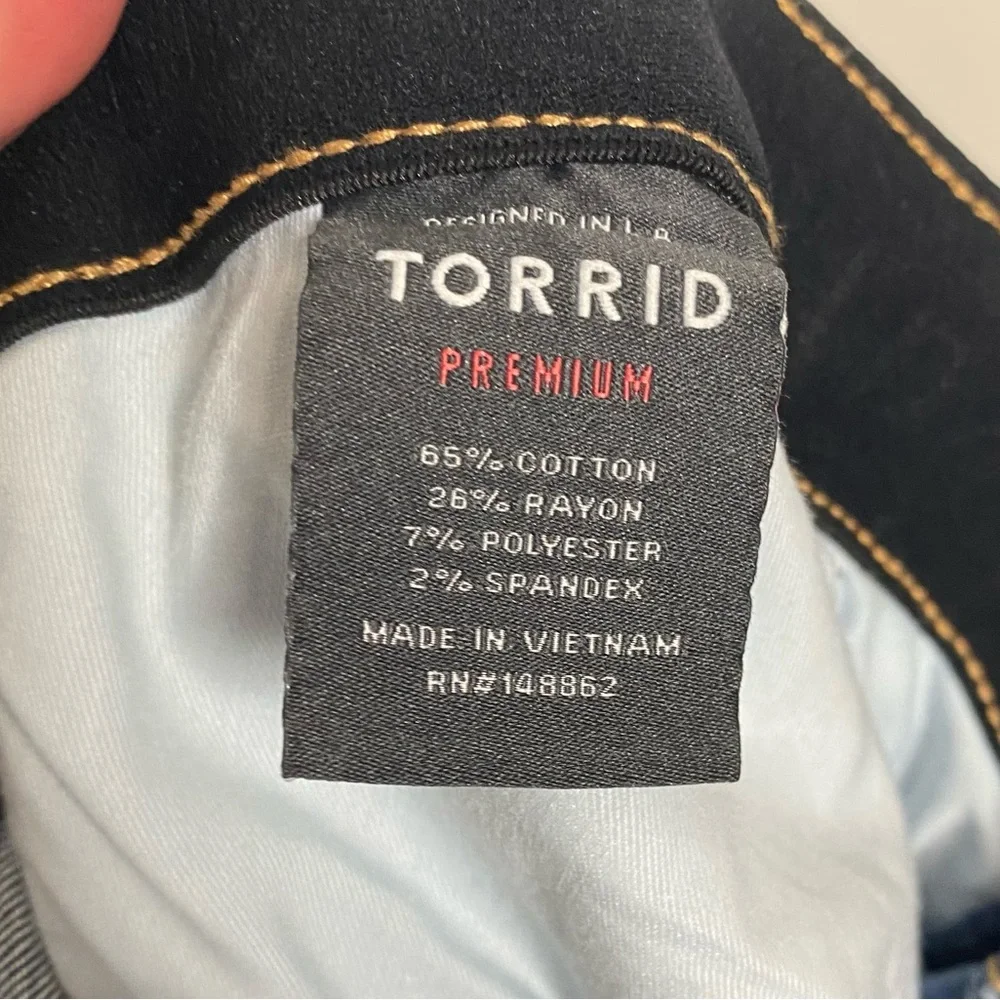 Torrid Sky High Skinny Jean Shorts 22